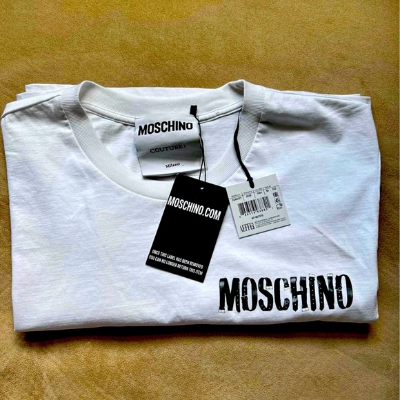 Moschino shirt . - Picture 2 of 5